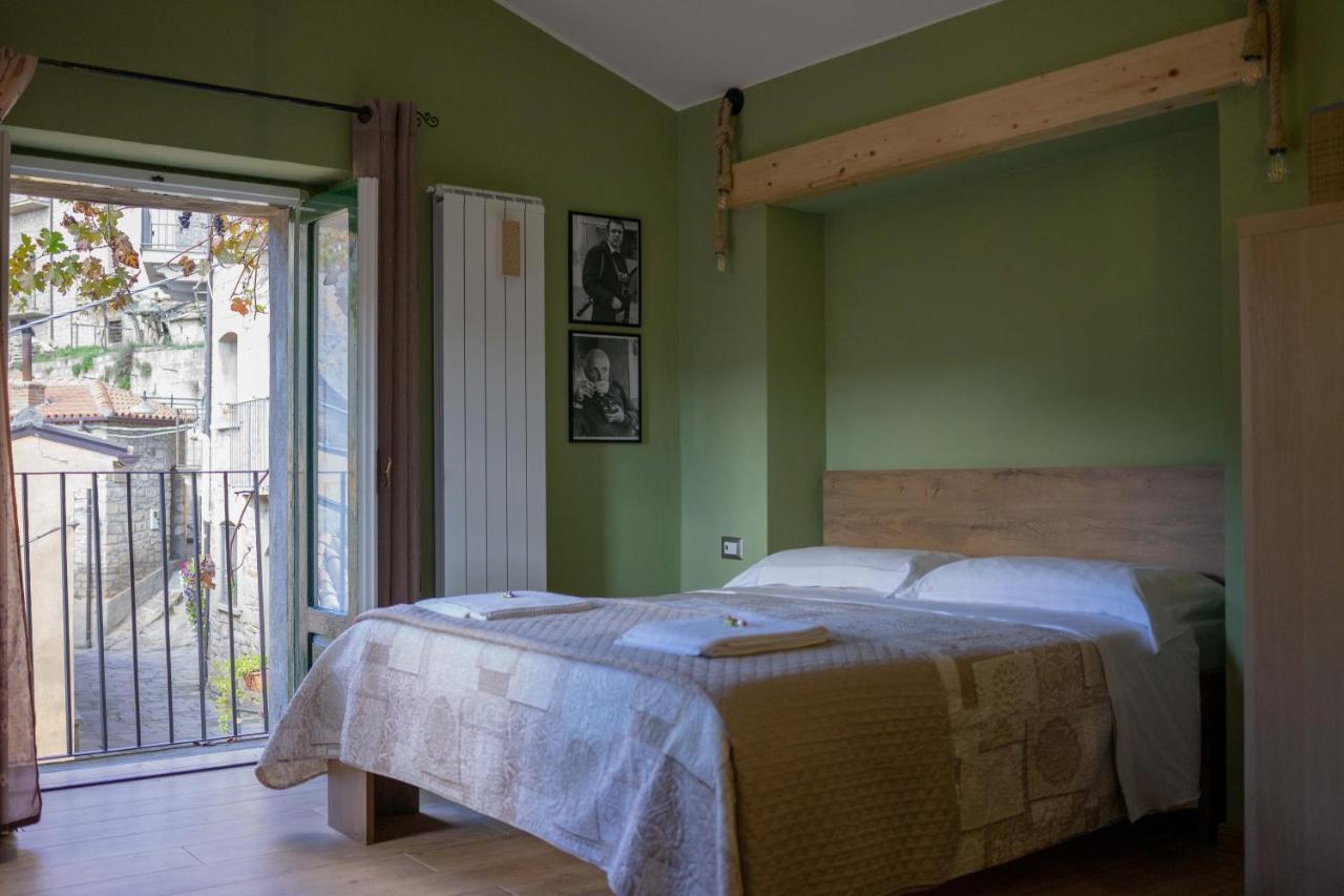 B&B Sud e Magia Castelmezzano Exterior foto